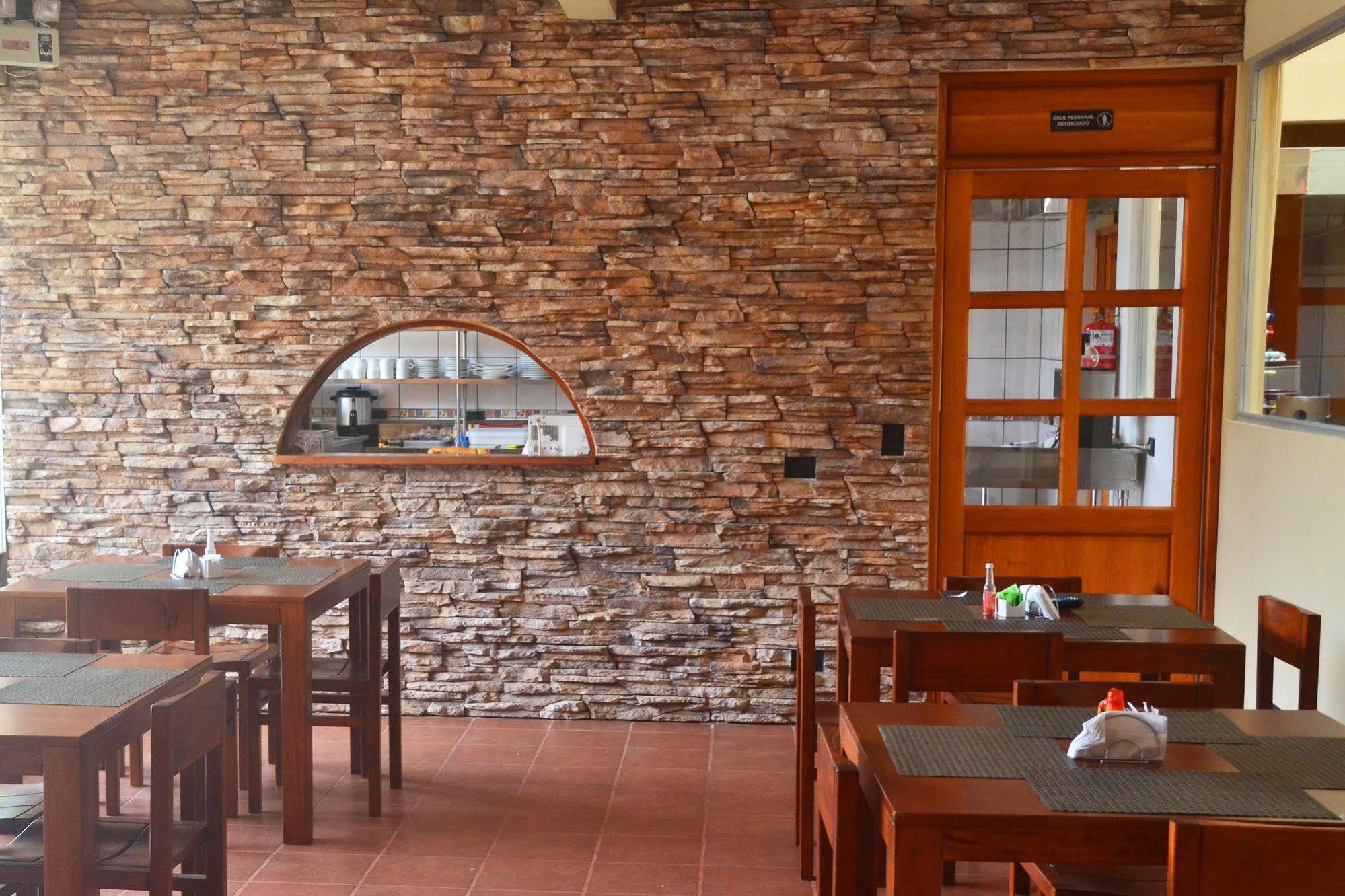Hotel La Villa Quesada  Ngoại thất bức ảnh