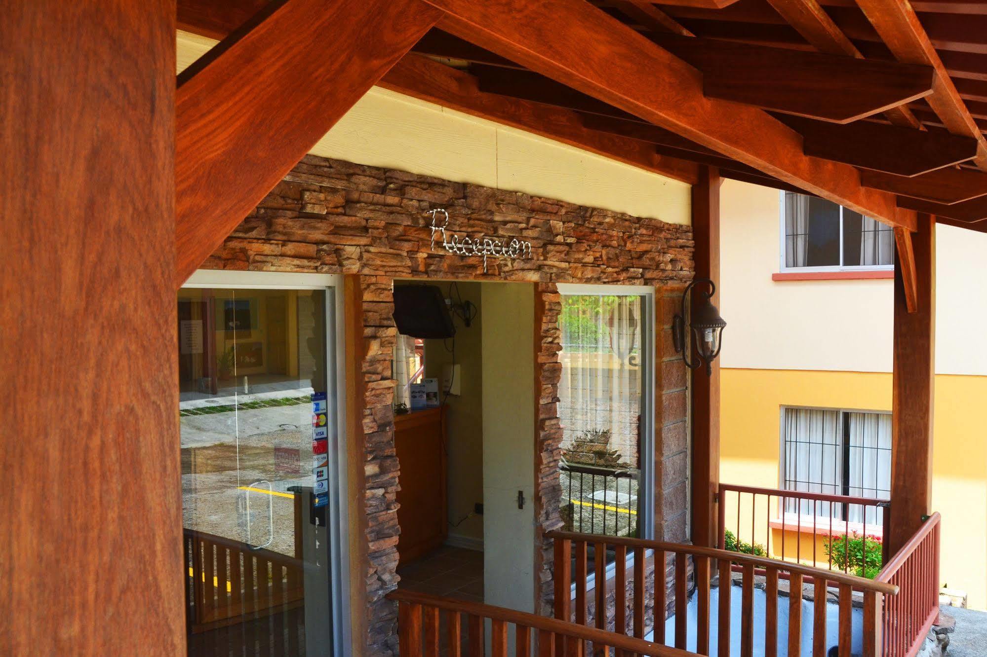 Hotel La Villa Quesada  Ngoại thất bức ảnh