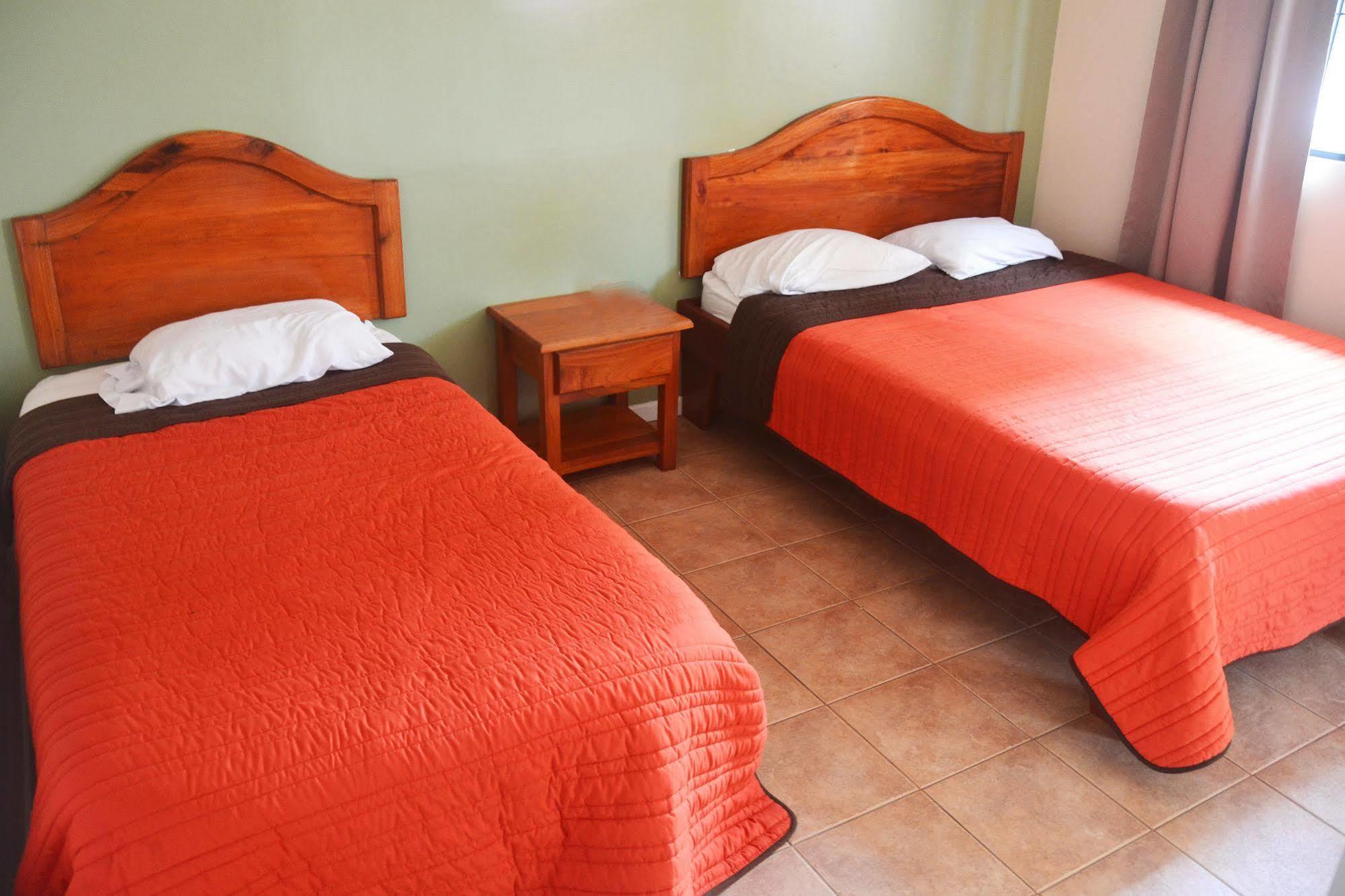 Hotel La Villa Quesada  Ngoại thất bức ảnh