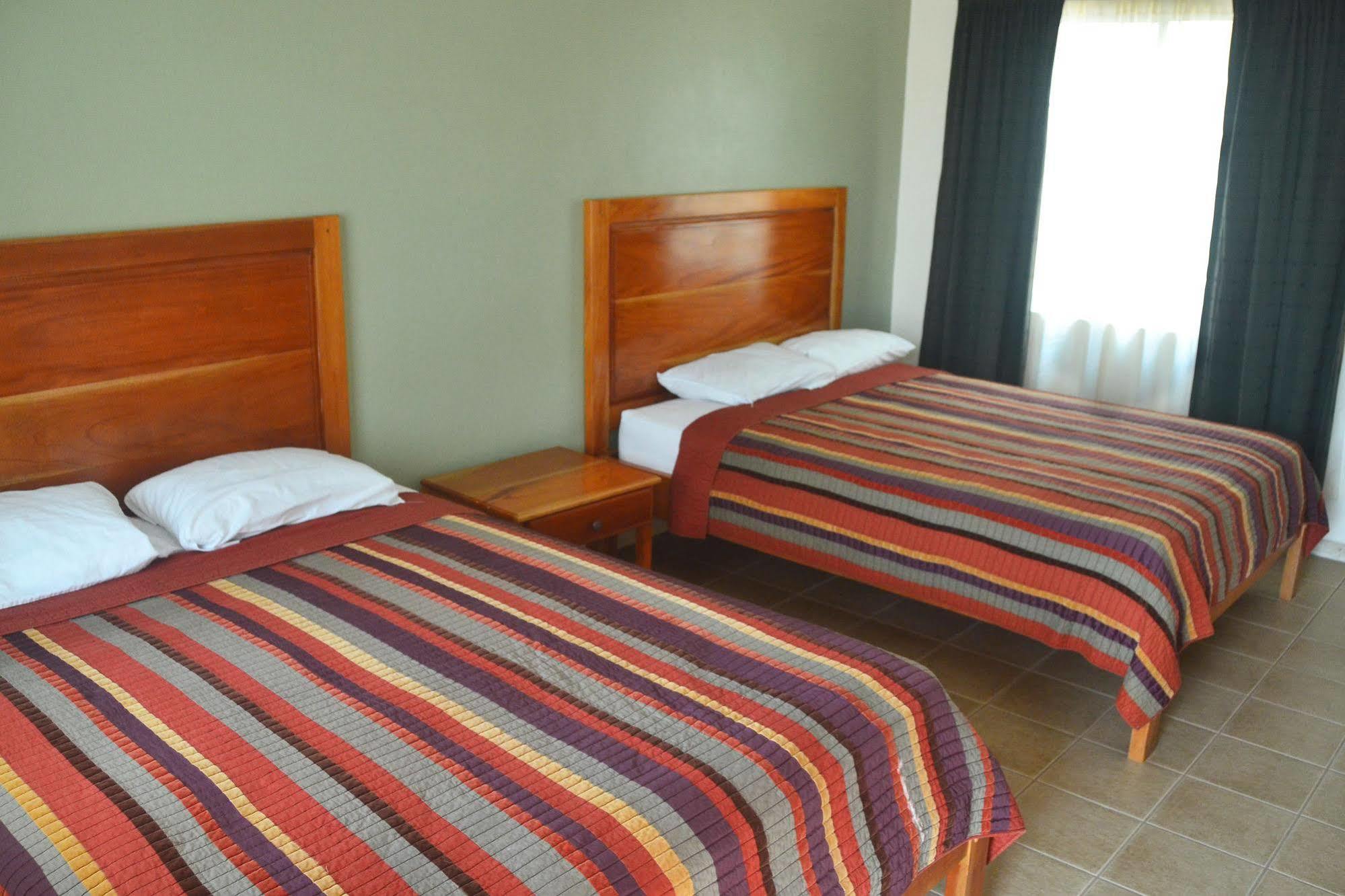 Hotel La Villa Quesada  Ngoại thất bức ảnh