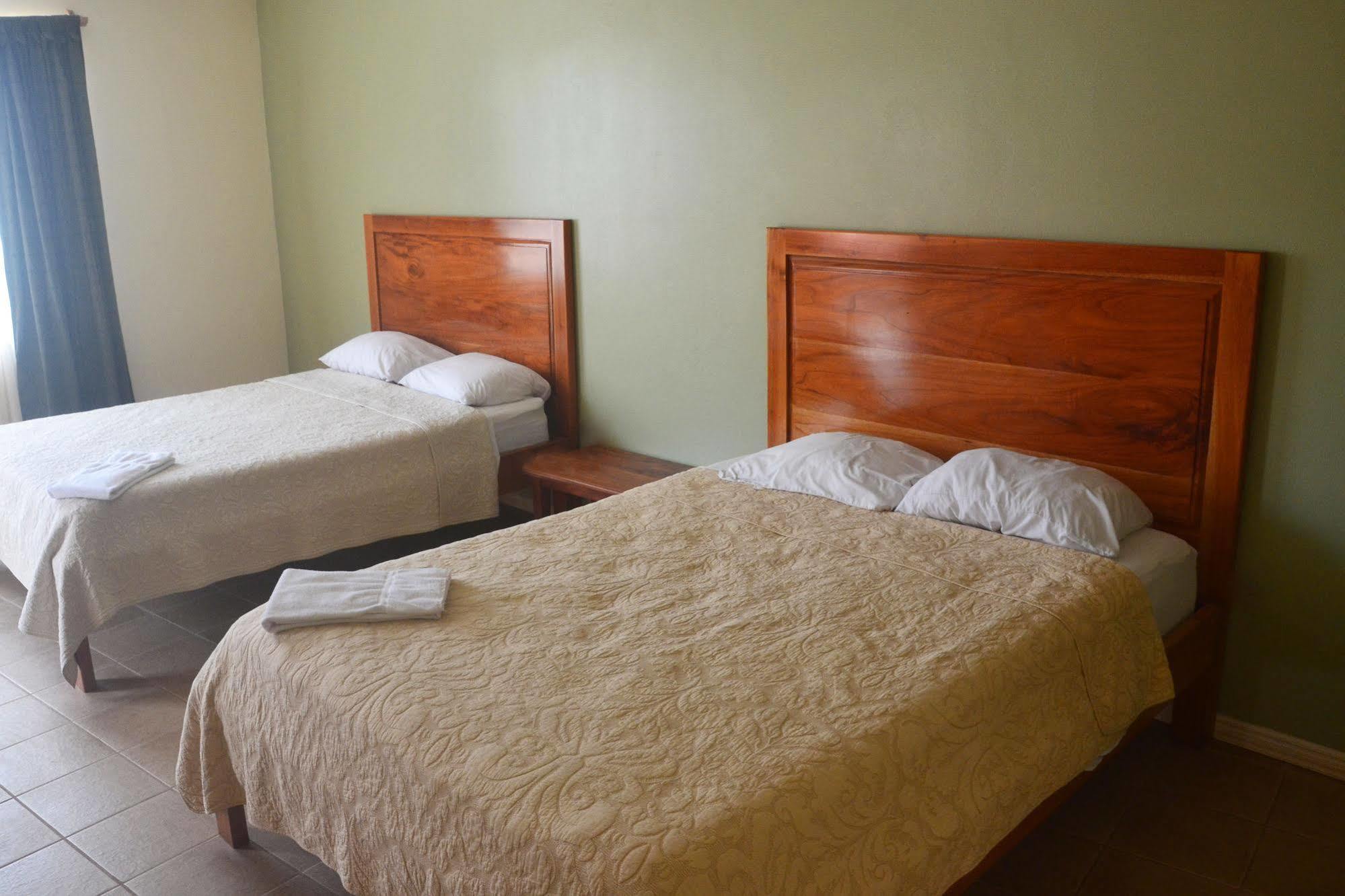 Hotel La Villa Quesada  Ngoại thất bức ảnh